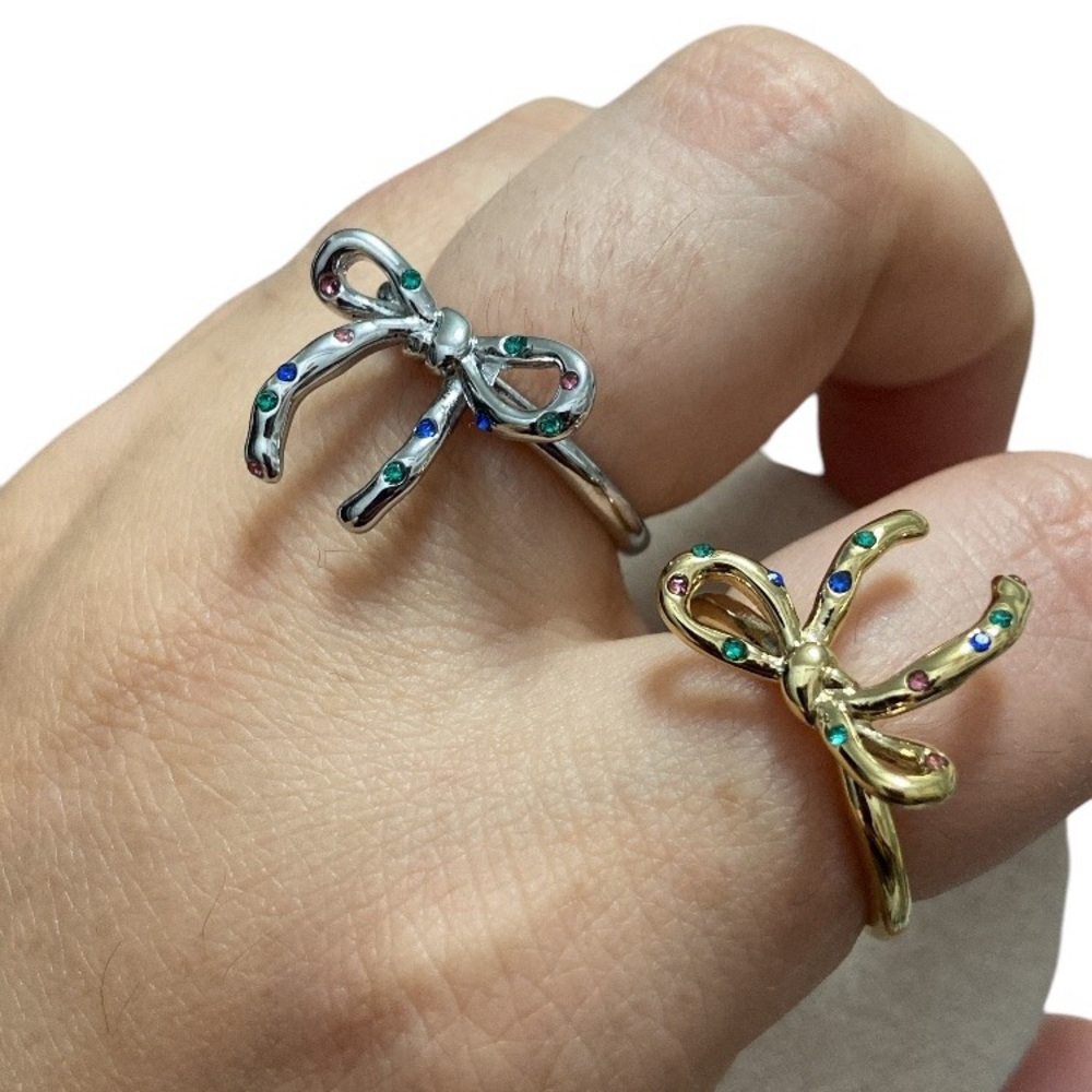 One Colorful, adjustable stainless steel rings